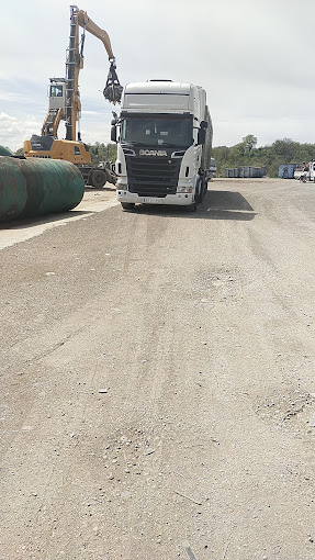 Aperçu des activités de la casse automobile BOUDOU RECUPERATION située à SALLES-LA-SOURCE (12330)